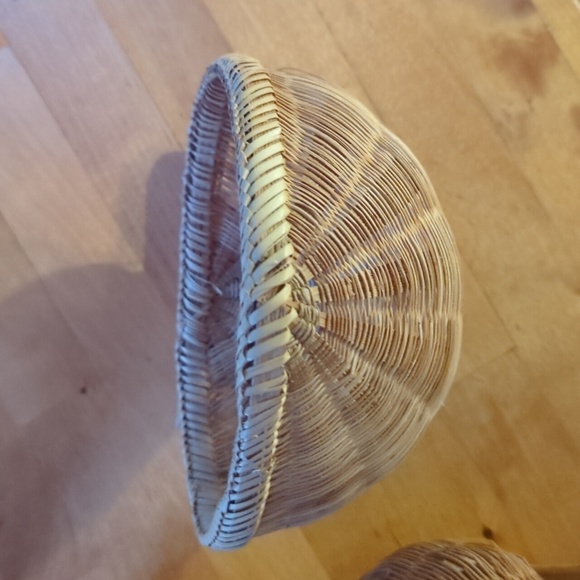 Woven Wicker Straw Baskets Wall Wooden Mount Set of Three Home Decor - Picture 10 of 11